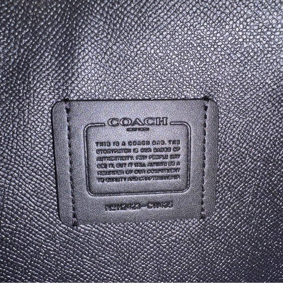 NWT COACH Mollie Black Small shoulder/crossbody bag fun heartbolt print lovecore - Picture 9 of 10